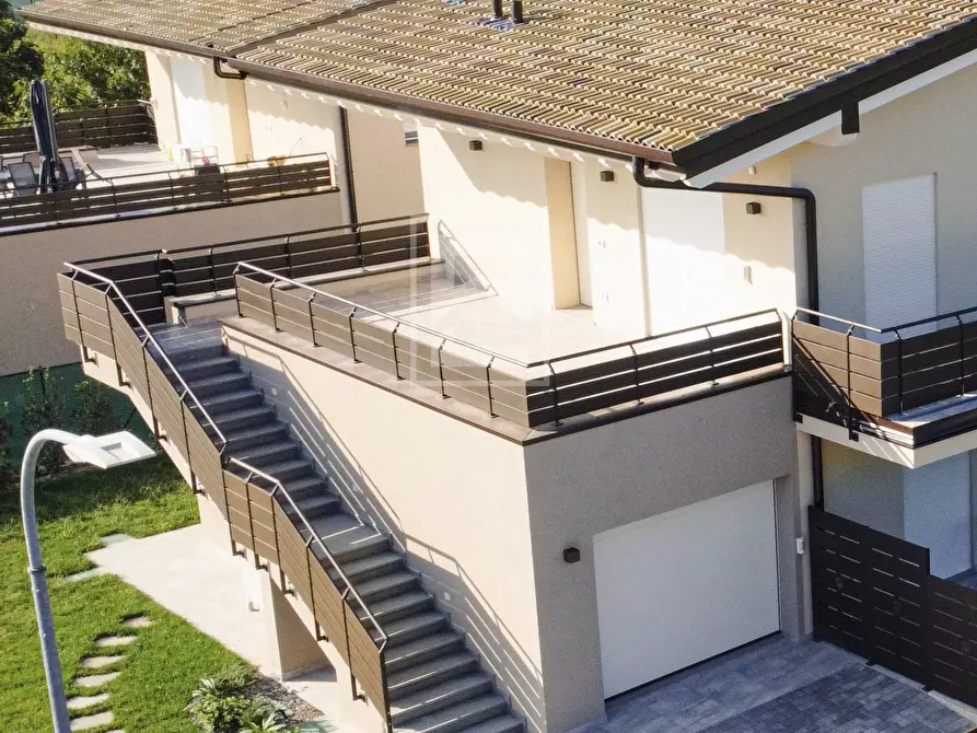 Immagine 3 di Appartamento in vendita  in VIALE ROMA a Lonato del Garda