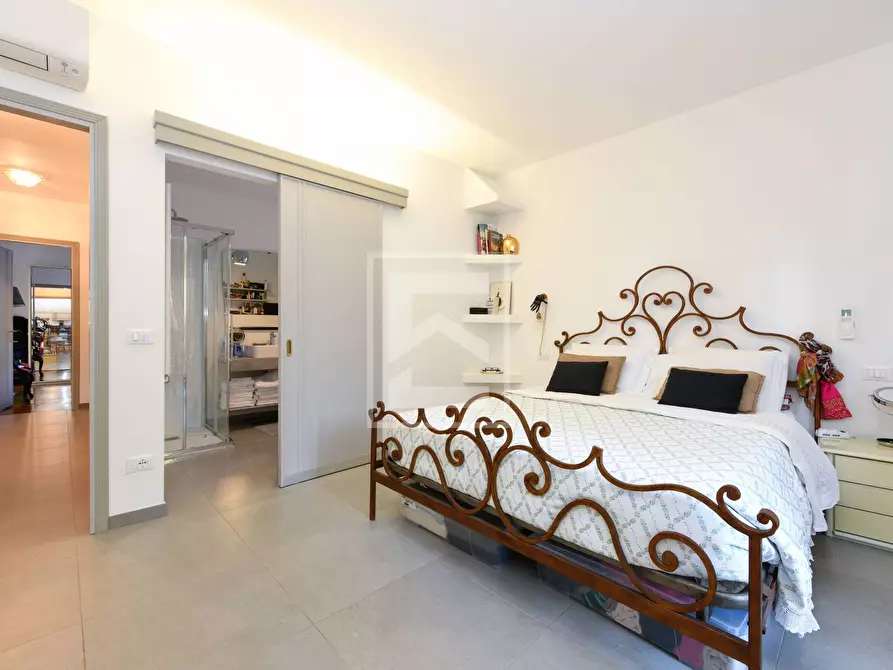 Immagine 11 di Appartamento in vendita  in VIA SAN MARTINO DELLA BATTAGLIA a Sirmione