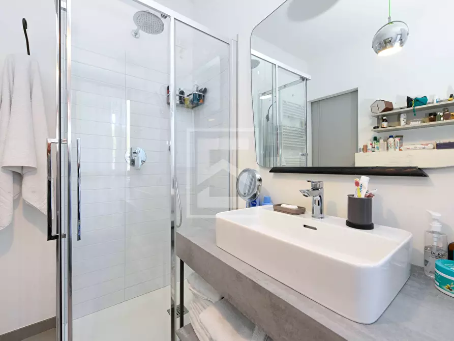 Immagine 15 di Appartamento in vendita  in VIA SAN MARTINO DELLA BATTAGLIA a Sirmione