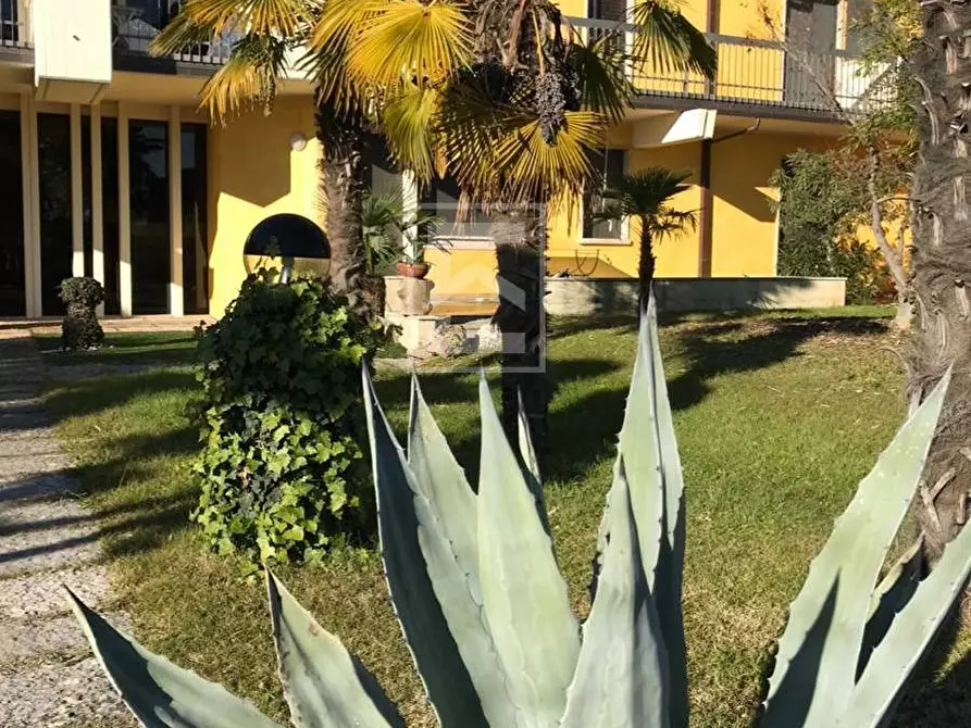 Immagine 30 di Appartamento in vendita  in VIA SAN MARTINO DELLA BATTAGLIA a Sirmione