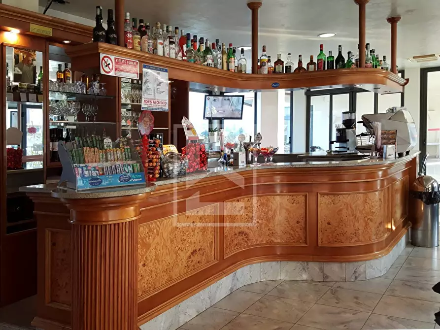 Immagine 2 di Agriturismo in vendita  in via Cavour a Manerba Del Garda