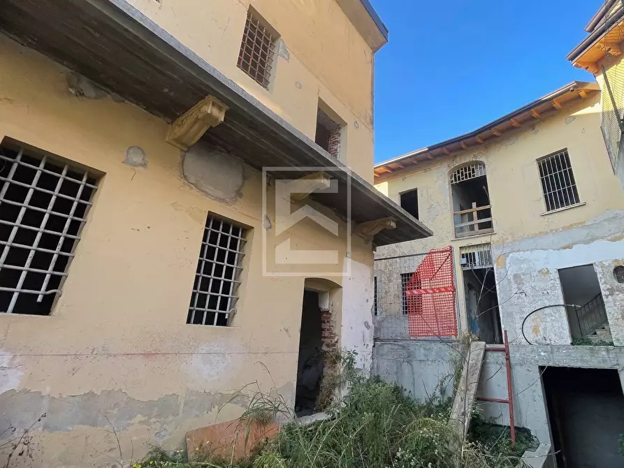 Immagine 16 di Villa in vendita  in Via Repubblica a Lonato del Garda