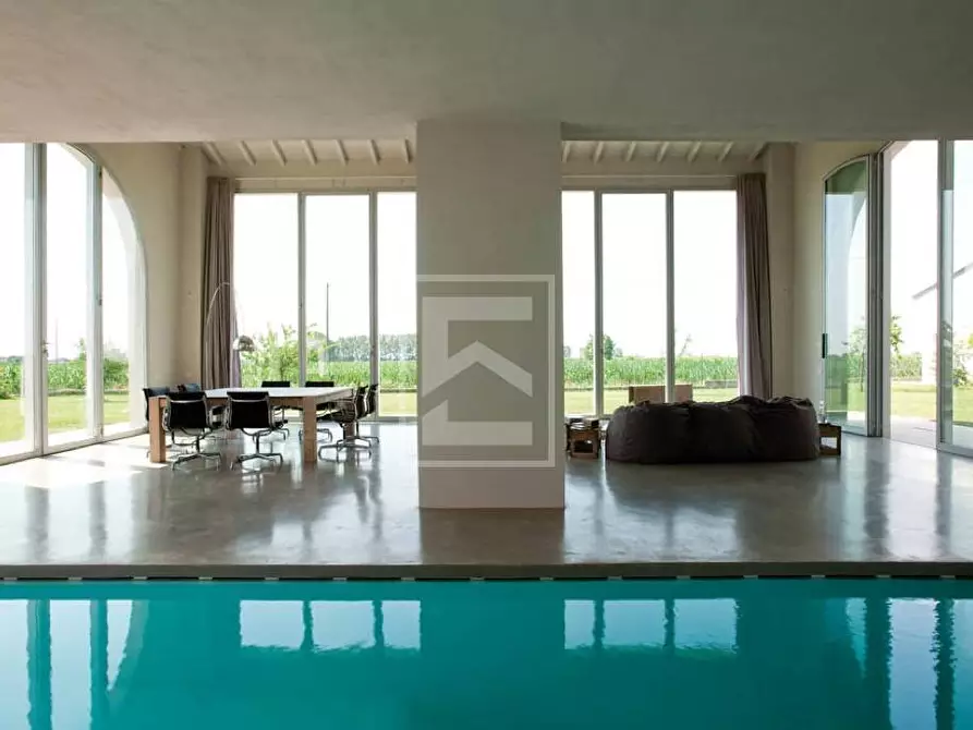 Immagine 8 di Villa in vendita  in strada mussolina a Goito