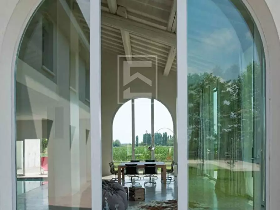 Immagine 9 di Villa in vendita  in strada mussolina a Goito