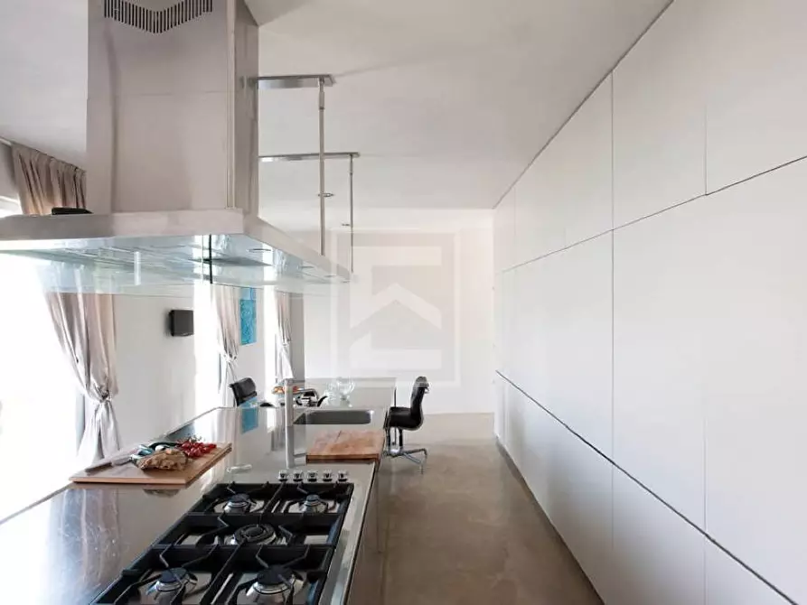 Immagine 17 di Villa in vendita  in strada mussolina a Goito