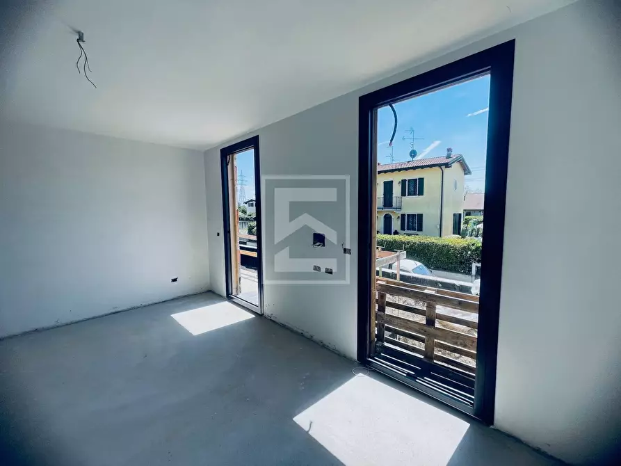 Immagine 27 di Villa in vendita  in Via Montonale a Desenzano Del Garda