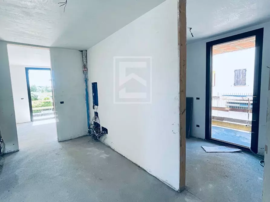 Immagine 14 di Villa in vendita  in Via Montonale a Desenzano Del Garda