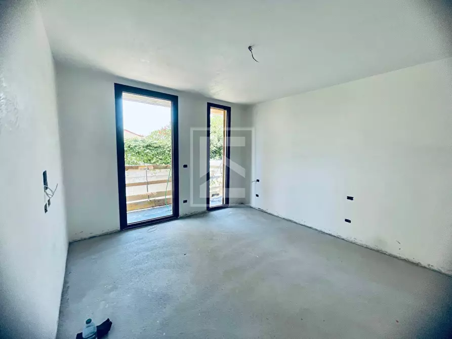 Immagine 28 di Villa in vendita  in Via Montonale a Desenzano Del Garda