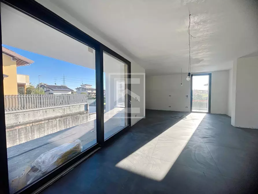 Immagine 30 di Villa in vendita  in Via Montonale a Desenzano Del Garda