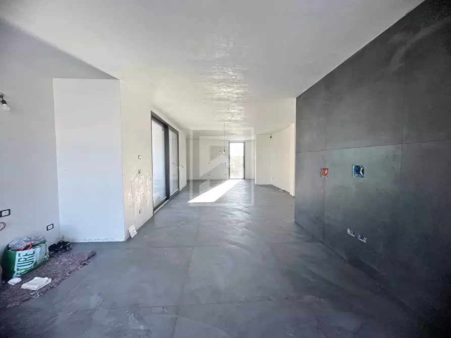 Immagine 4 di Villa in vendita  in Via Montonale a Desenzano Del Garda