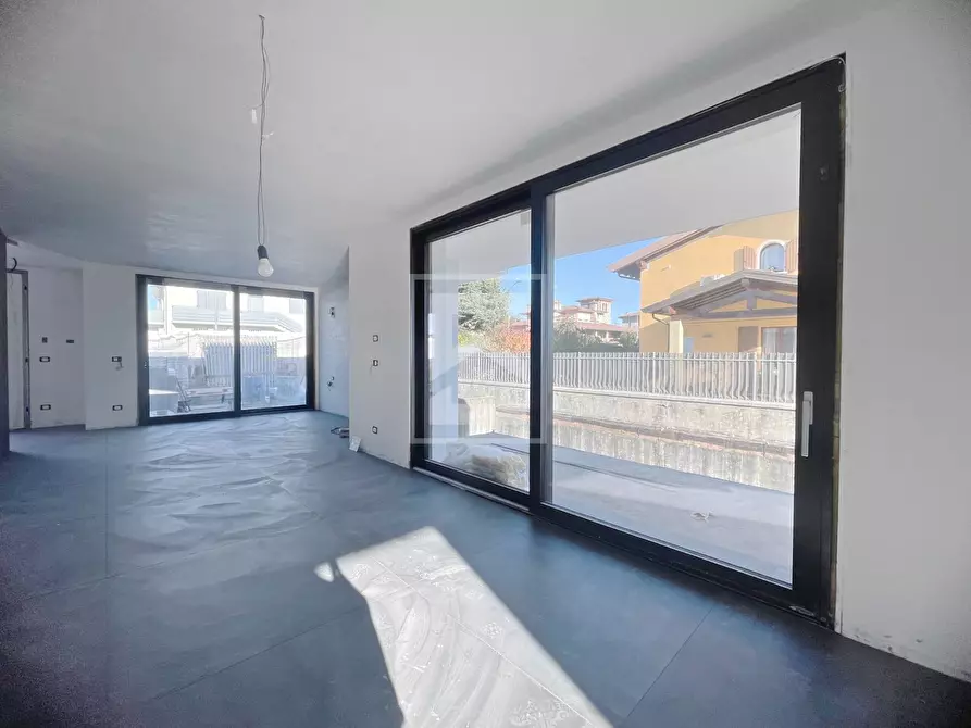 Immagine 22 di Villa in vendita  in Via Montonale a Desenzano Del Garda