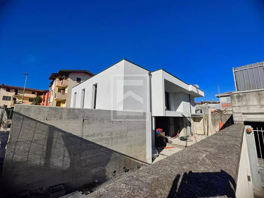 Immagine 7 di Villa in vendita  in Via Montonale a Desenzano Del Garda