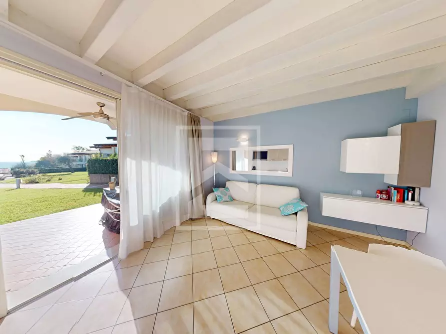 Immagine 9 di Appartamento in vendita  in Via Pascoli a Manerba Del Garda