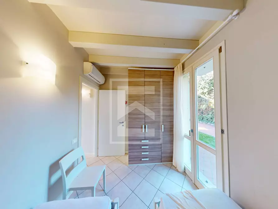 Immagine 15 di Appartamento in vendita  in Via Pascoli a Manerba Del Garda