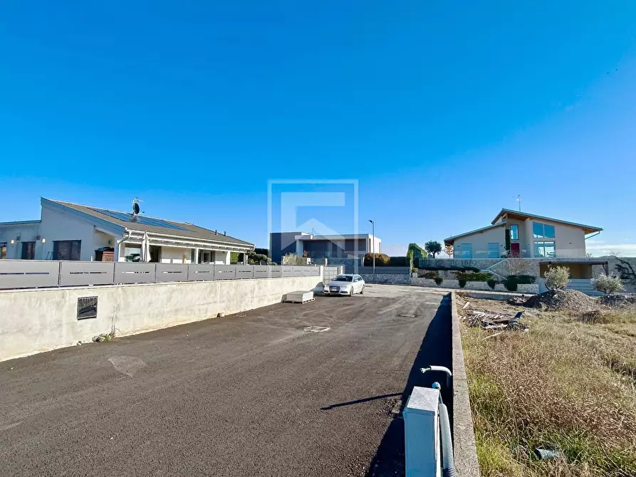 Immagine 28 di Villa in vendita  in Via Lavagnone a Desenzano Del Garda