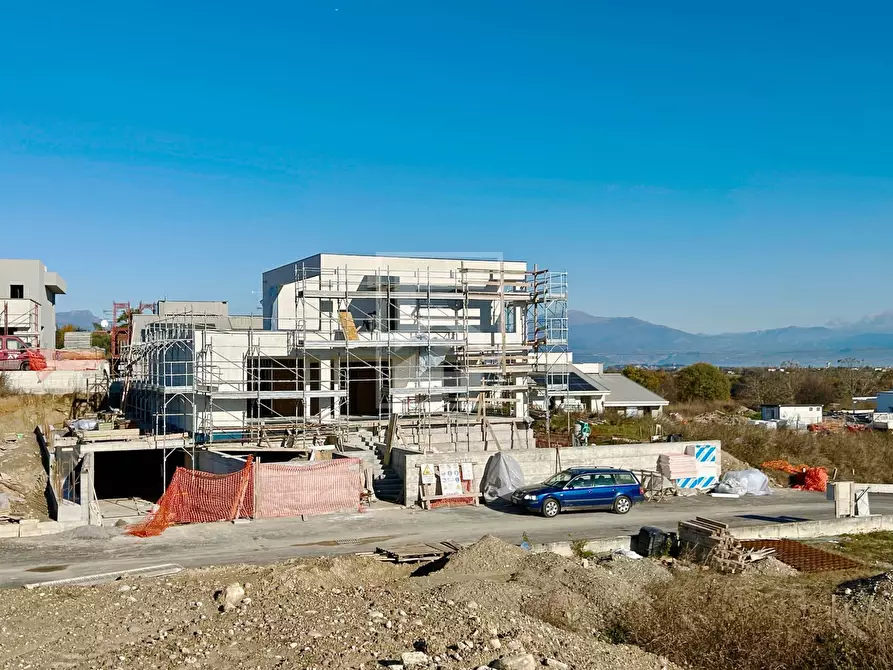 Immagine 10 di Villa in vendita  in Via Lavagnone a Desenzano Del Garda