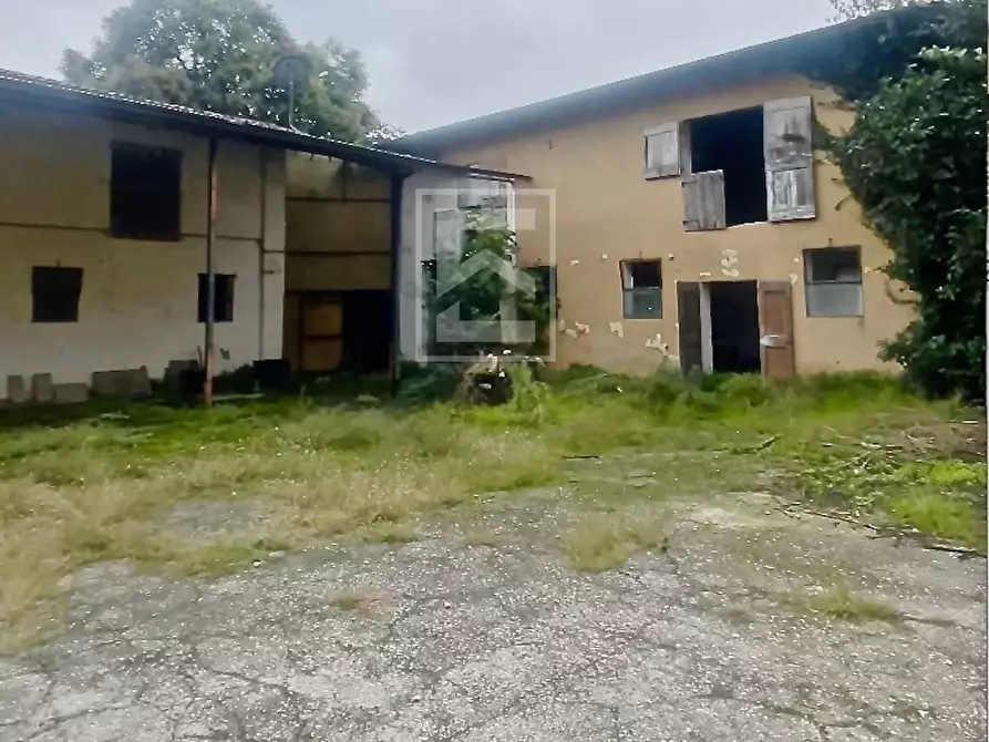 Immagine 13 di Rustico / casale in vendita  in Localita' Conta a Desenzano Del Garda