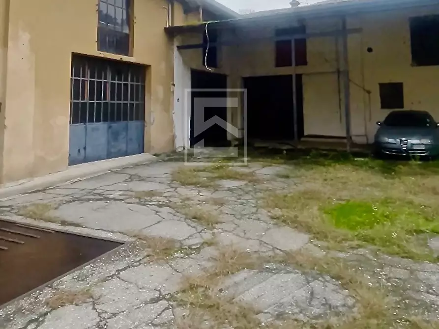 Immagine 14 di Rustico / casale in vendita  in Localita' Conta a Desenzano Del Garda