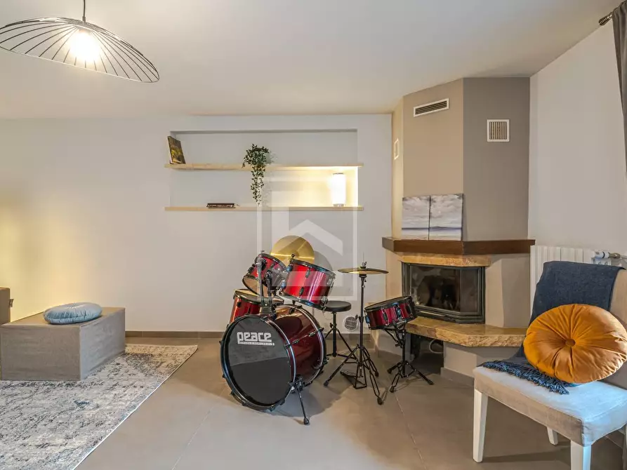 Immagine 30 di Villa in vendita  in VIA ENRICO FERMI a Soiano Del Lago