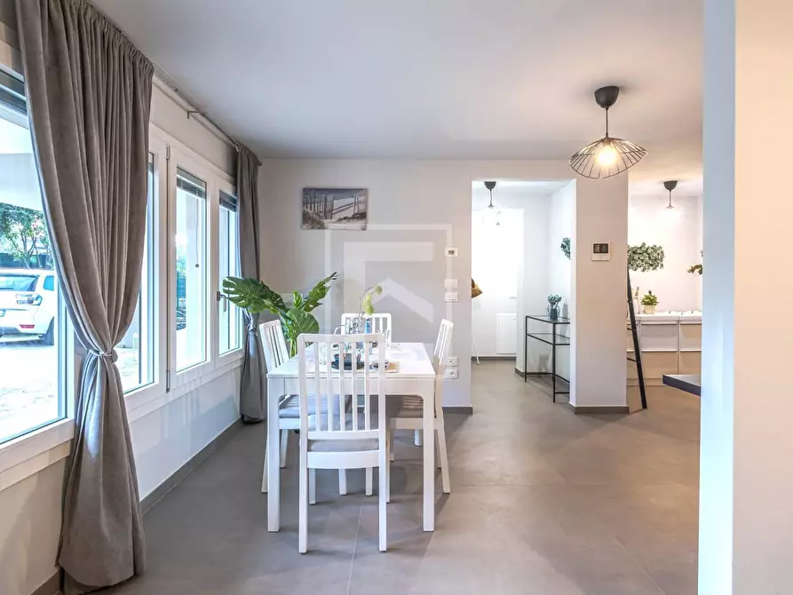 Immagine 28 di Villa in vendita  in VIA ENRICO FERMI a Soiano Del Lago