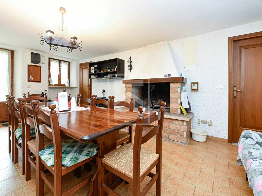 Immagine 30 di Casa semindipendente in vendita  in via marconi a Monzambano