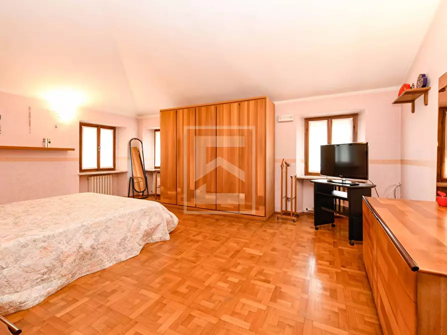 Immagine 25 di Casa semindipendente in vendita  in via marconi a Monzambano