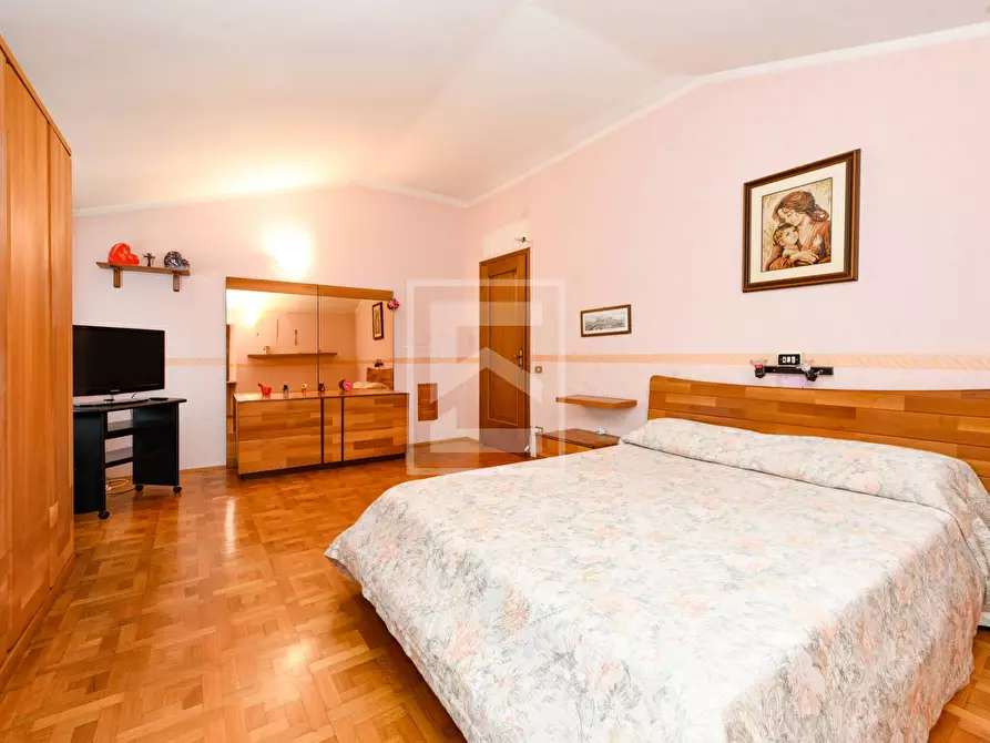 Immagine 28 di Casa semindipendente in vendita  in via marconi a Monzambano