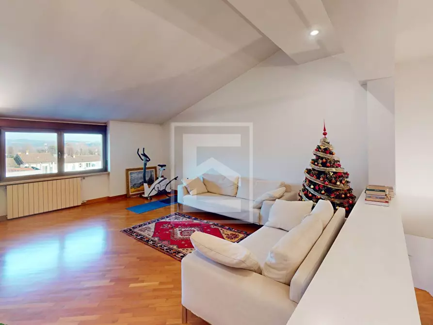 Immagine 5 di Appartamento in vendita  in Via San Carlo a Prevalle