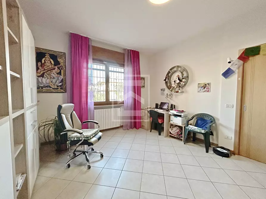 Immagine 10 di Villa in vendita  in via Ponale a Desenzano Del Garda