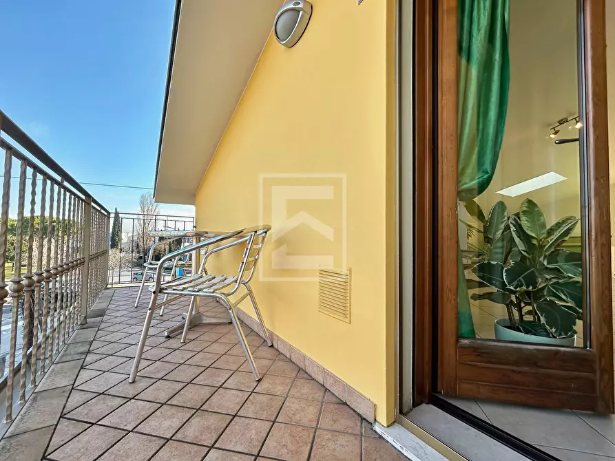 Immagine 20 di Villa in vendita  in via Ponale a Desenzano Del Garda