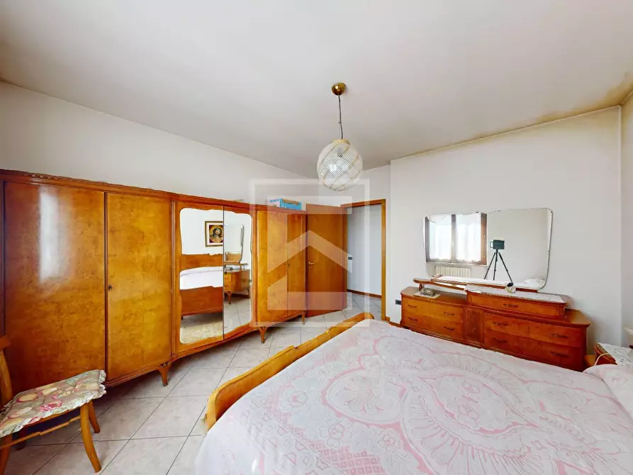 Immagine 28 di Villa in vendita  in Via Montegrappa a Lonato del Garda