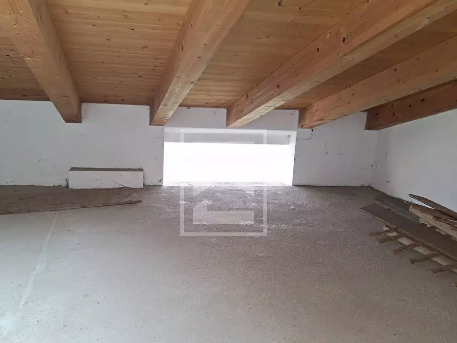 Immagine 9 di Casa semindipendente in vendita  in Via Provinciale a Puegnago Sul Garda