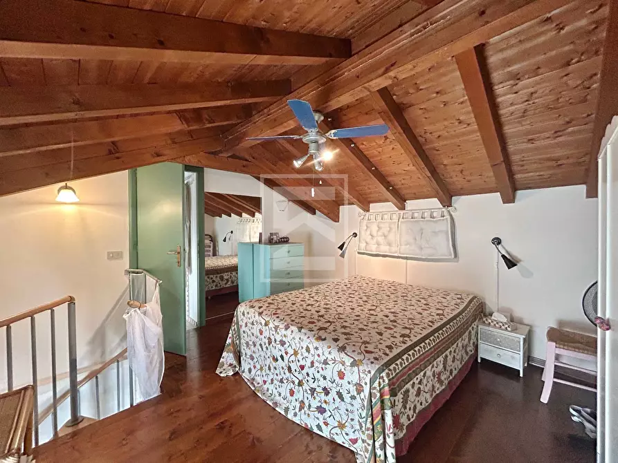 Immagine 25 di Villa in vendita  in Via Rio Torto a Desenzano Del Garda