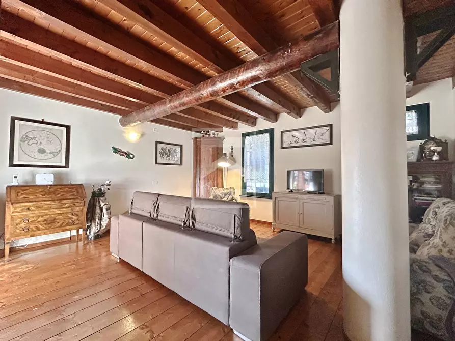 Immagine 10 di Albergo/B&B/Residence in vendita  in Via Rio Torto a Desenzano Del Garda