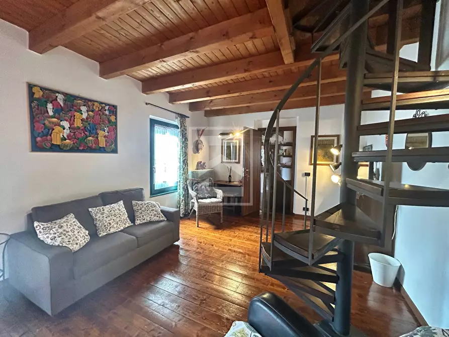 Immagine 23 di Albergo/B&B/Residence in vendita  in Via Rio Torto a Desenzano Del Garda