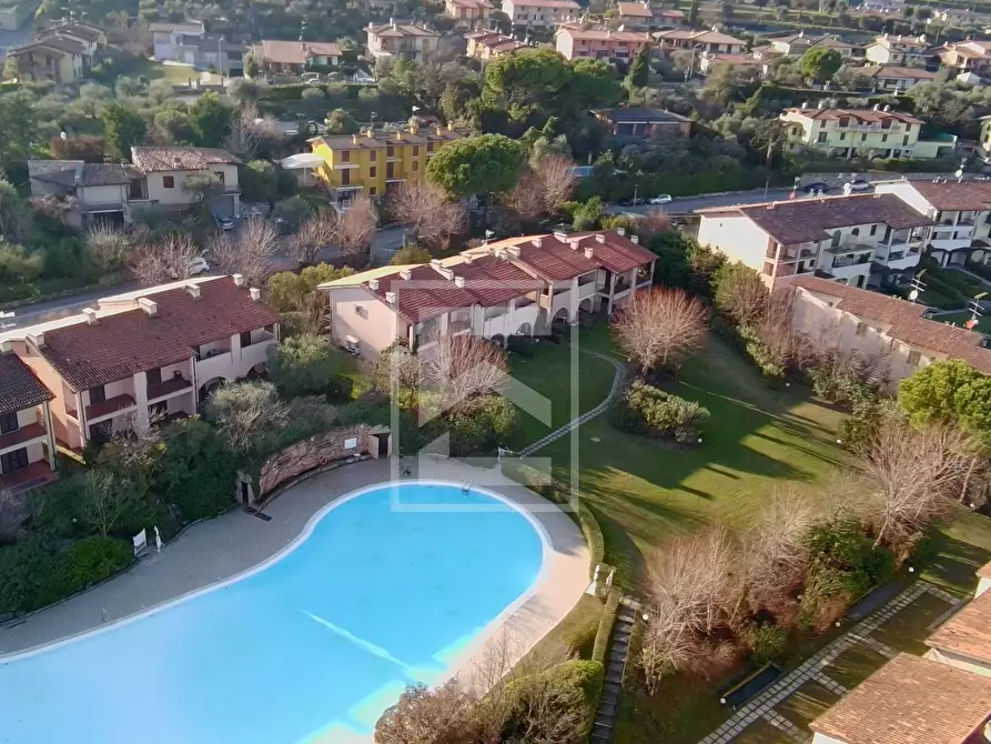 Immagine 30 di Villetta a schiera in vendita  in VIA DON MERCANTI a Polpenazze Del Garda