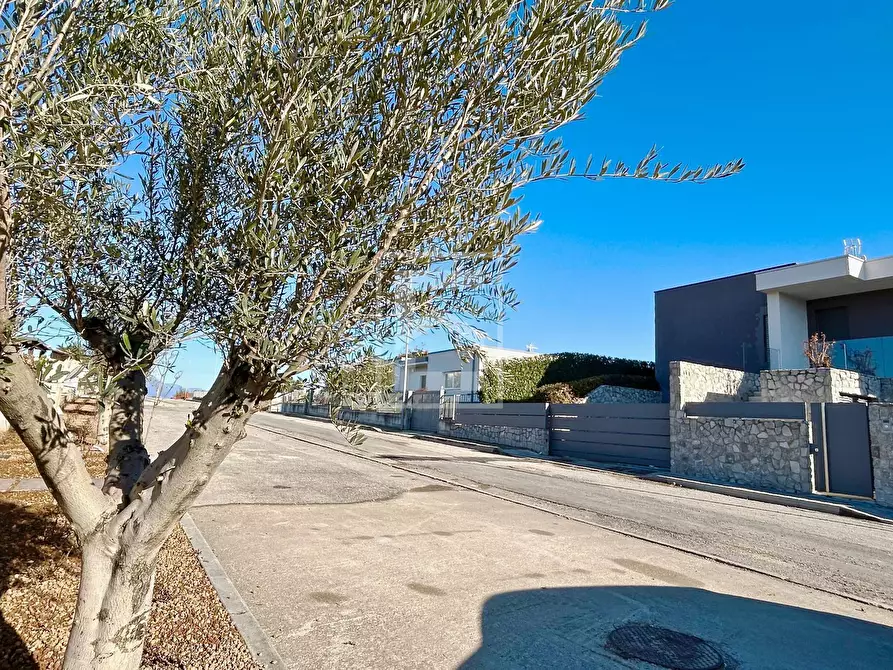 Immagine 11 di Casa bifamiliare in vendita  in Via Lavagnone a Desenzano Del Garda