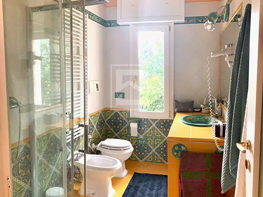 Immagine 24 di Appartamento in vendita  in via statale a Toscolano-Maderno