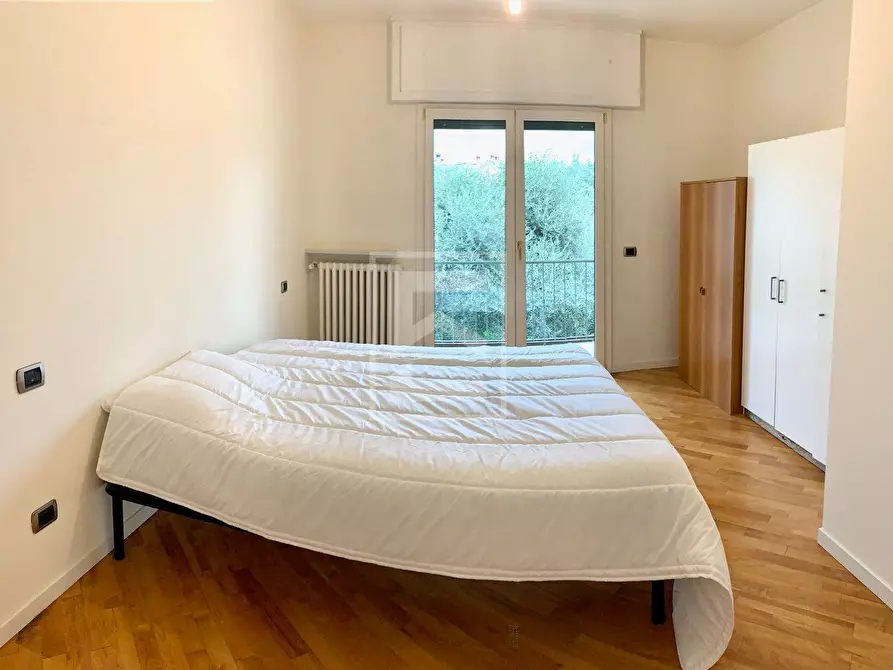 Immagine 14 di Appartamento in vendita  in via statale a Toscolano-Maderno