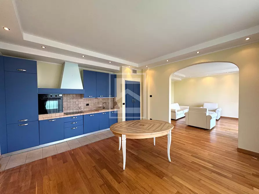 Immagine 2 di Appartamento in affitto  in via G D' Annunzio a Toscolano-Maderno