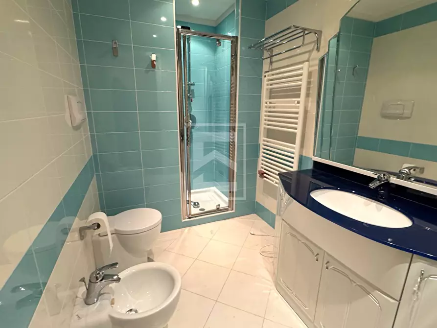 Immagine 8 di Appartamento in affitto  in via G D' Annunzio a Toscolano-Maderno