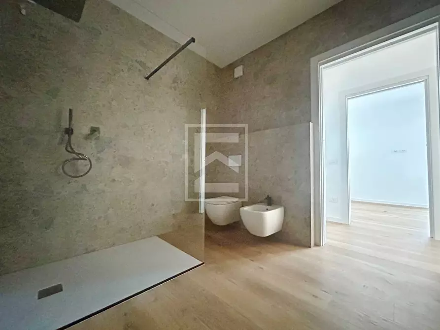 Immagine 21 di Villa in vendita  in Via Gazzolo a Manerba Del Garda