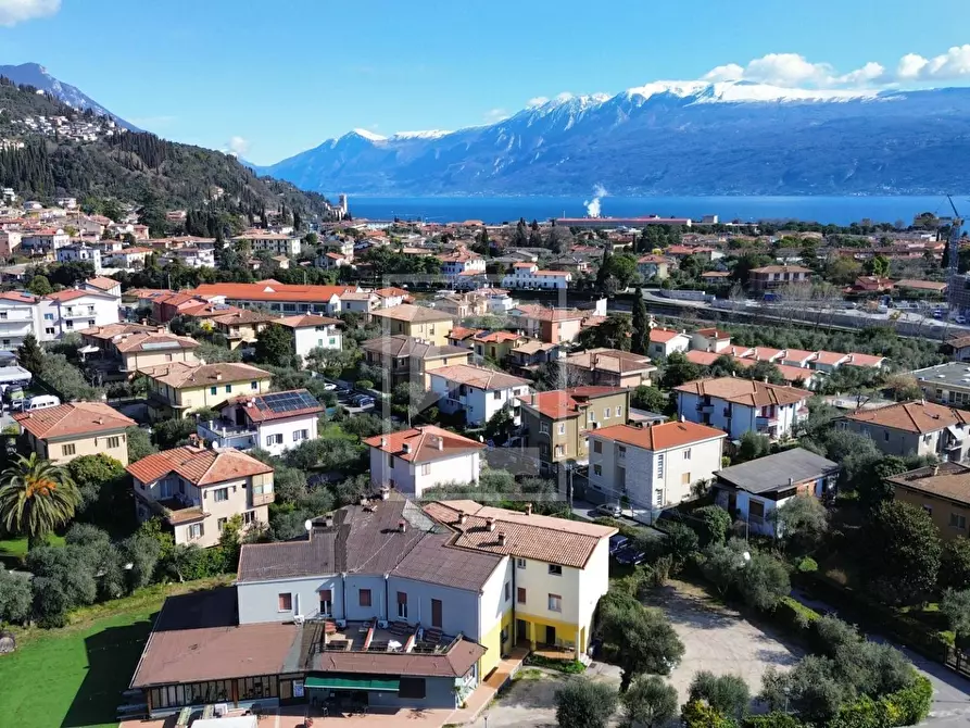 Immagine 26 di Appartamento in vendita  in via statale a Toscolano-Maderno