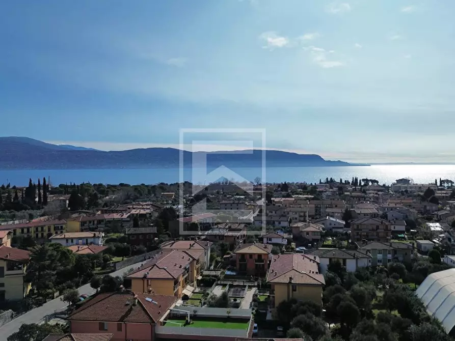 Immagine 3 di Appartamento in vendita  in via statale a Toscolano-Maderno