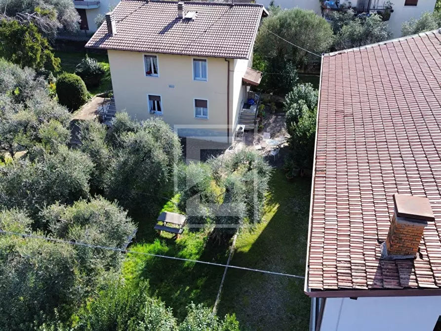 Immagine 4 di Appartamento in vendita  in via statale a Toscolano-Maderno