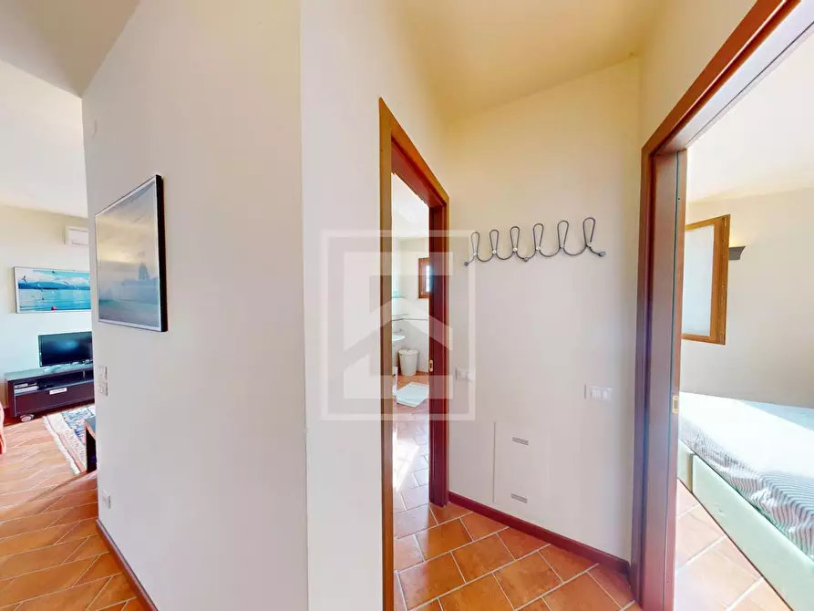 Immagine 19 di Appartamento in vendita  in Via della Moia a San Felice Del Benaco