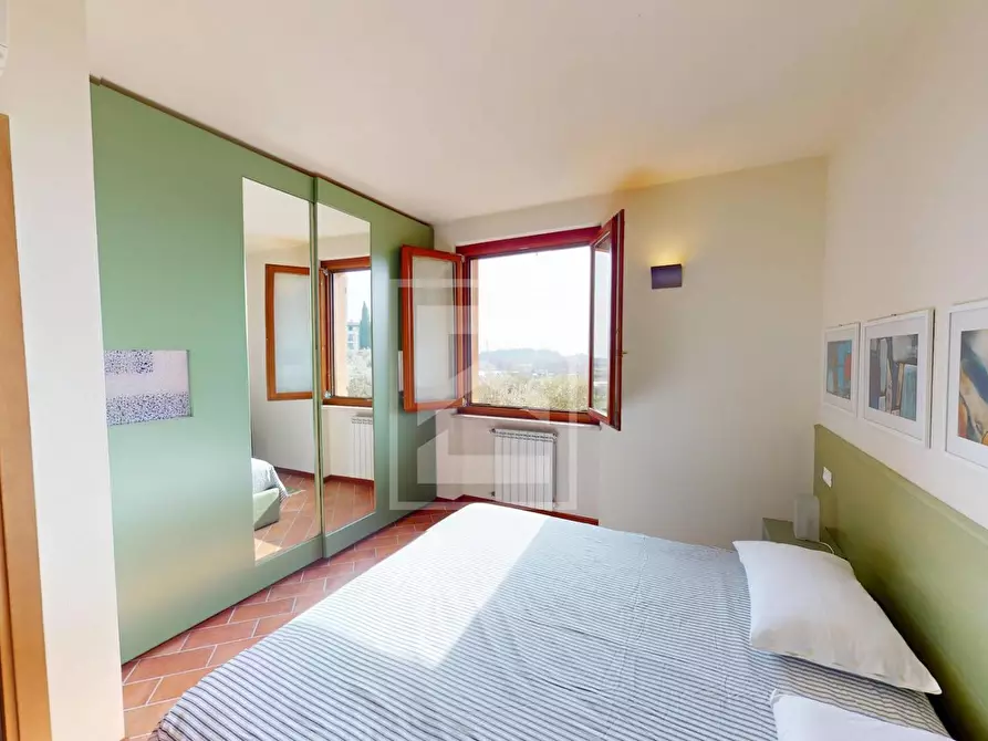 Immagine 23 di Appartamento in vendita  in Via della Moia a San Felice Del Benaco