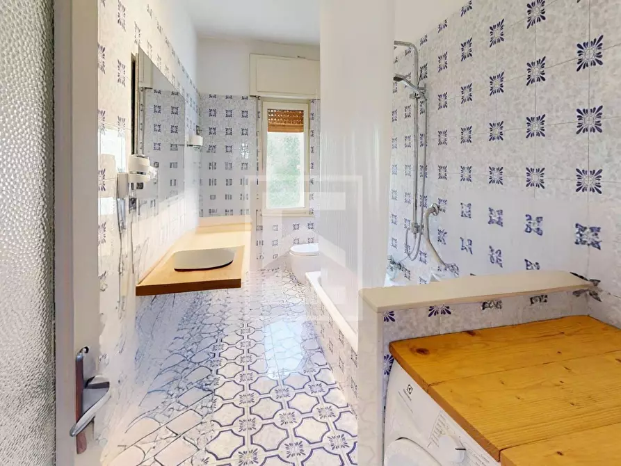 Immagine 13 di Appartamento in vendita  in via statale a Toscolano-Maderno