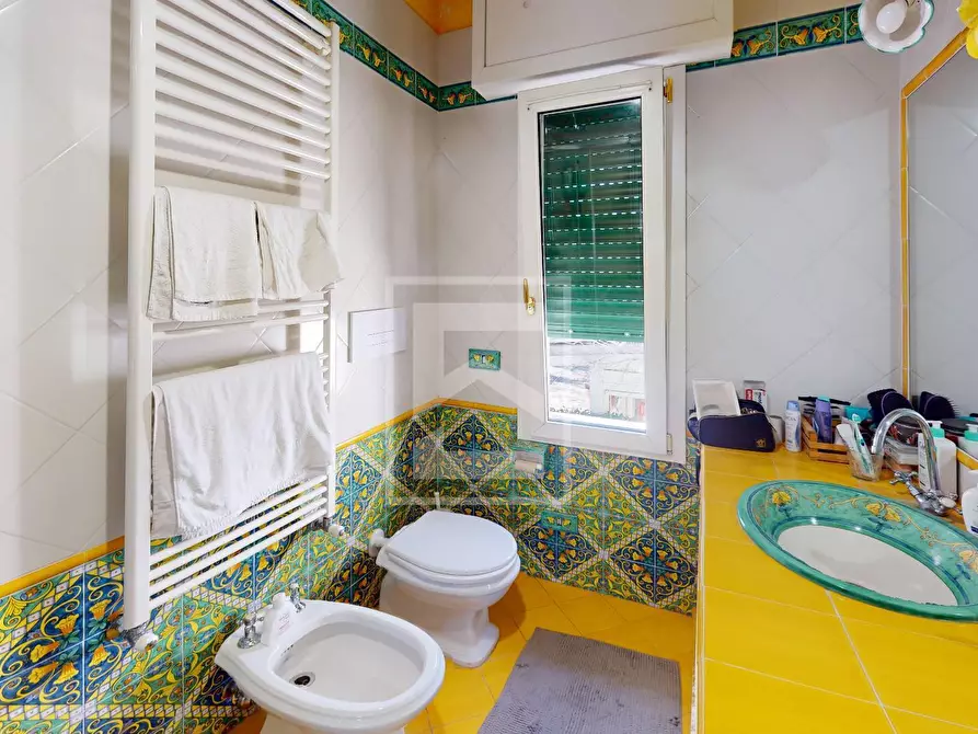 Immagine 23 di Appartamento in vendita  in via statale a Toscolano-Maderno