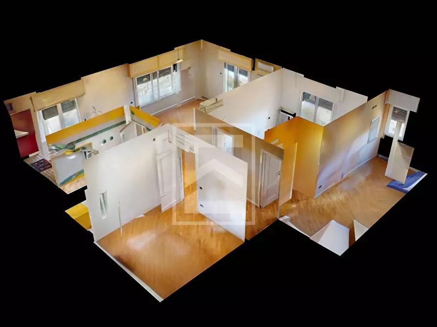 Immagine 27 di Appartamento in vendita  in via statale a Toscolano-Maderno